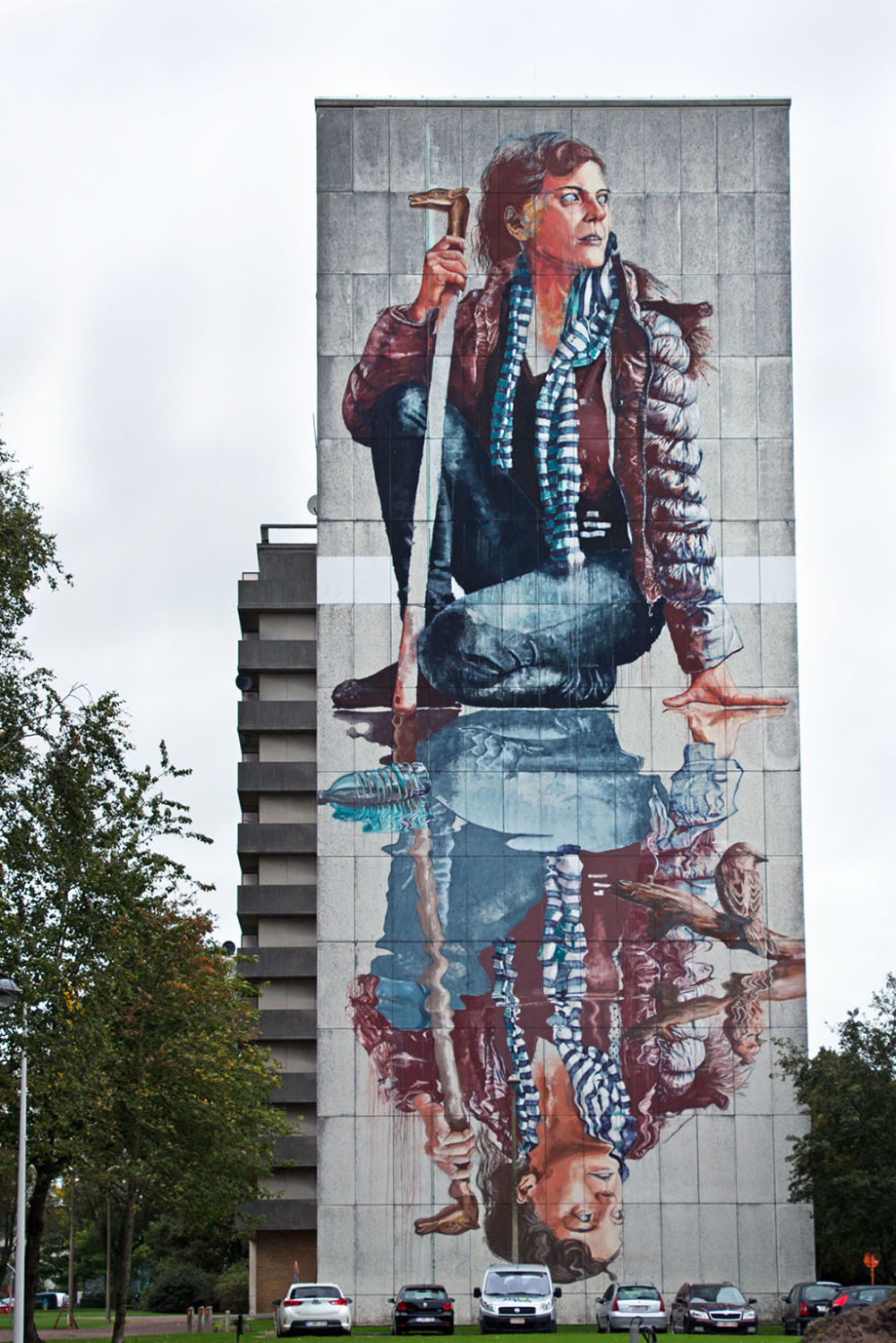 Fintan Magee The Crystal Ship, street art à Ostende
